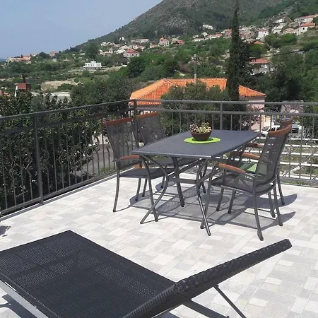 Apartment Valdinoce Orasac